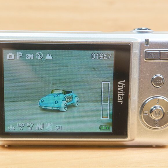 Vivitar ViviCam X327 10.1 mp Digital Camera, 3x optical Zoom - Picture 5 of 7